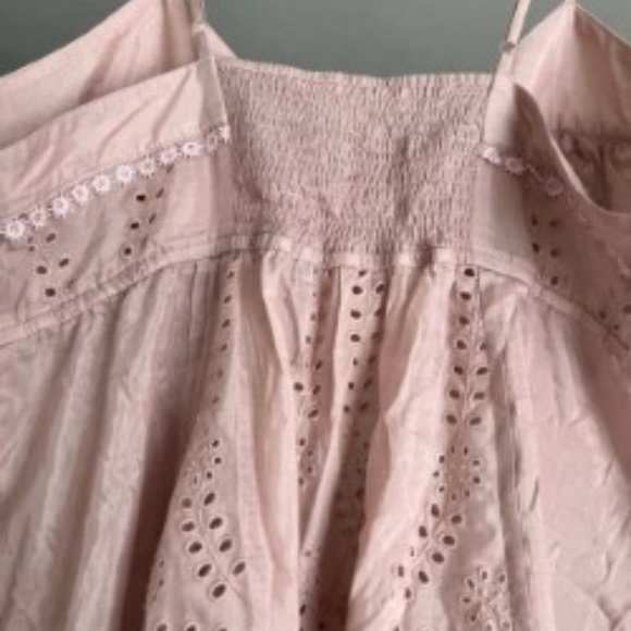 Trinity cotton/silk eyelet top with straps Size Large Mauve color NWOT - Picture 3 of 6